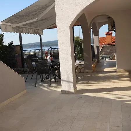 Apartment Langhams 58 *